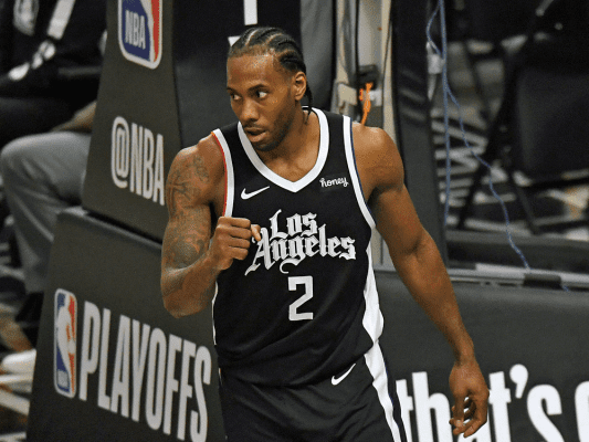 Kawhi-Leonard-4832