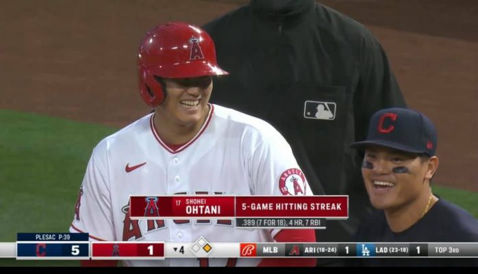 Ohtani-Shohei-with-張育成-89467