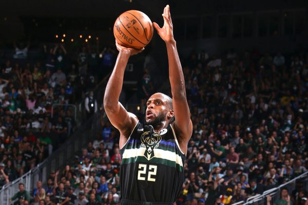 Khris-Middleton-SPORT598體育新聞7462