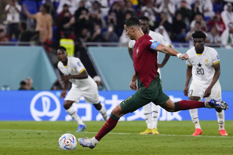 2022世界盃》葡萄牙3：2擊敗迦納 C羅進球寫紀錄